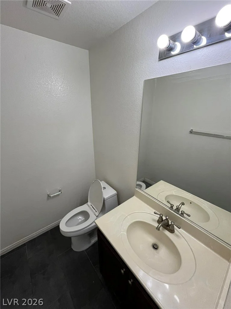 6311 Blue Twilight, Las Vegas, NV 89108
