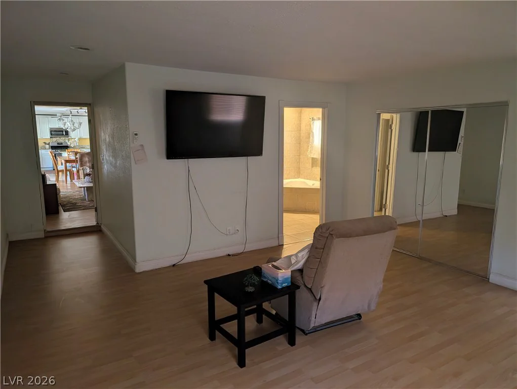 1905 Westlund, Las Vegas, NV 89102