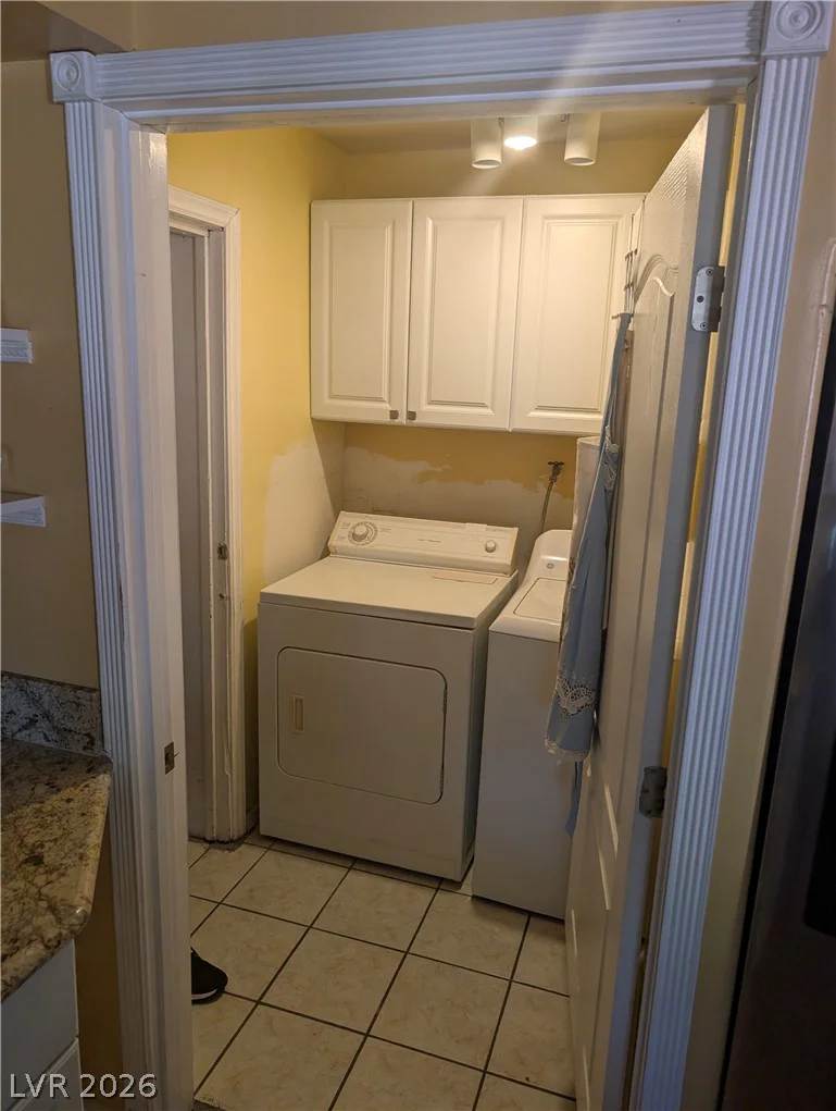 1905 Westlund, Las Vegas, NV 89102
