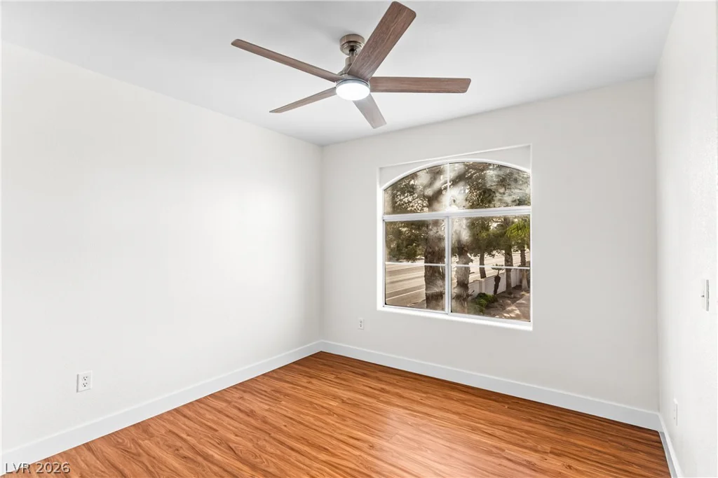 4408 Lake Mead, Las Vegas, NV 89108