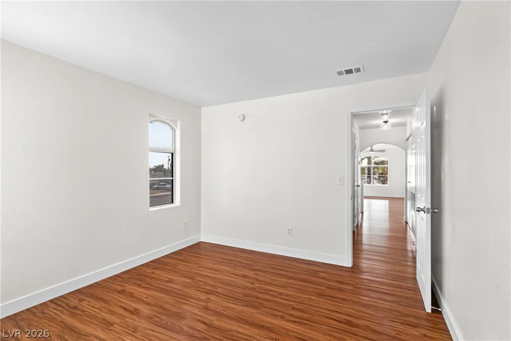 4408 Lake Mead, Las Vegas, NV 89108