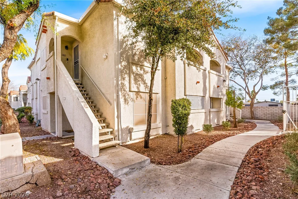 4408 Lake Mead, Las Vegas, NV 89108