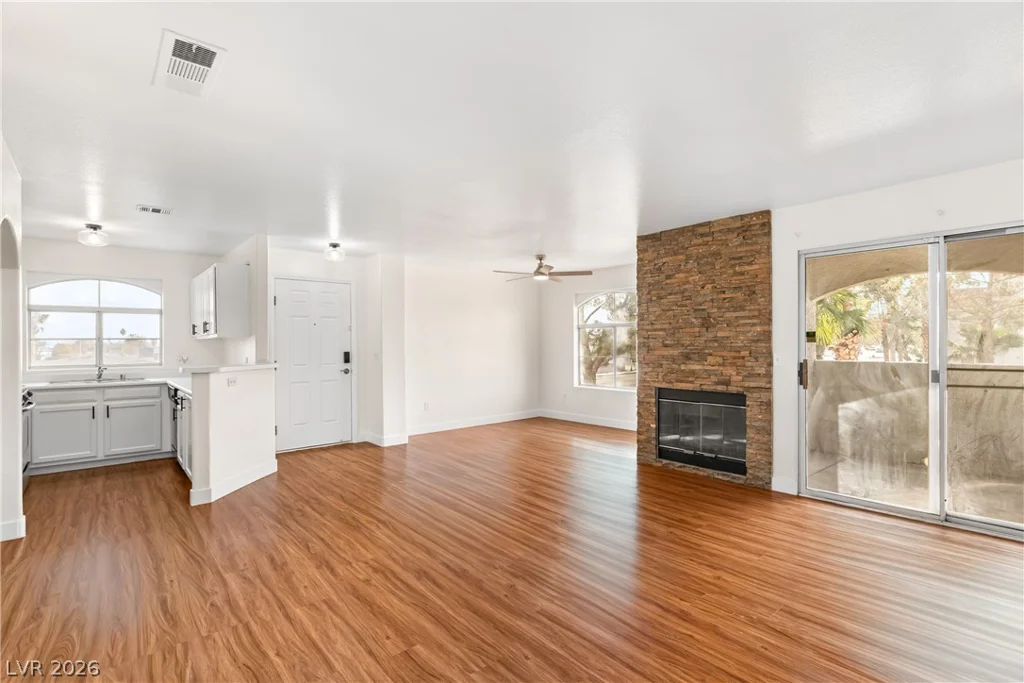 4408 Lake Mead, Las Vegas, NV 89108