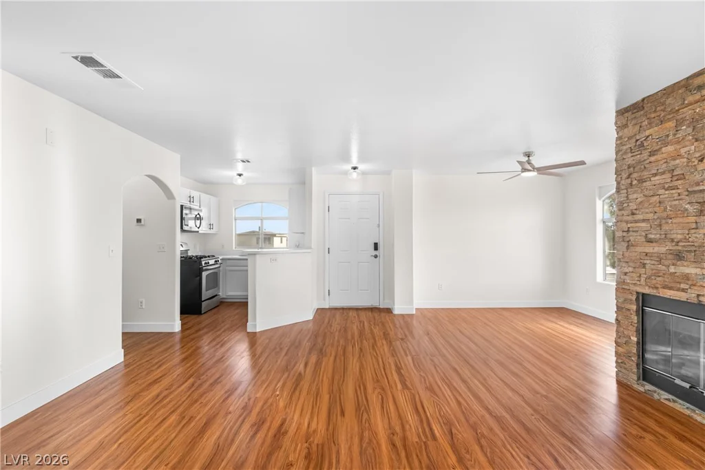 4408 Lake Mead, Las Vegas, NV 89108