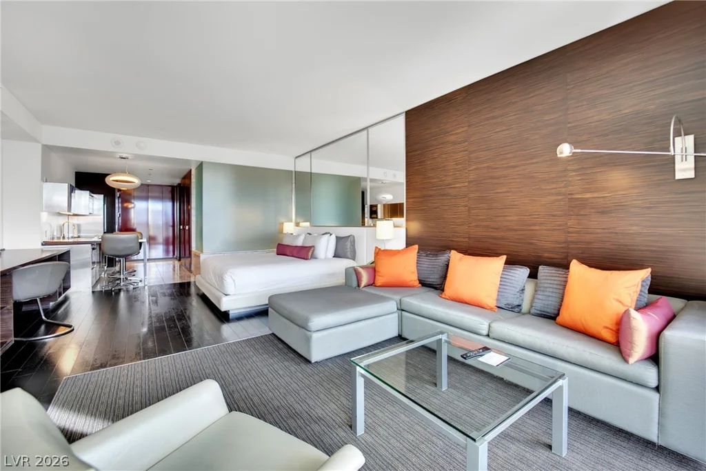 4381 Flamingo, Las Vegas, NV 89103
