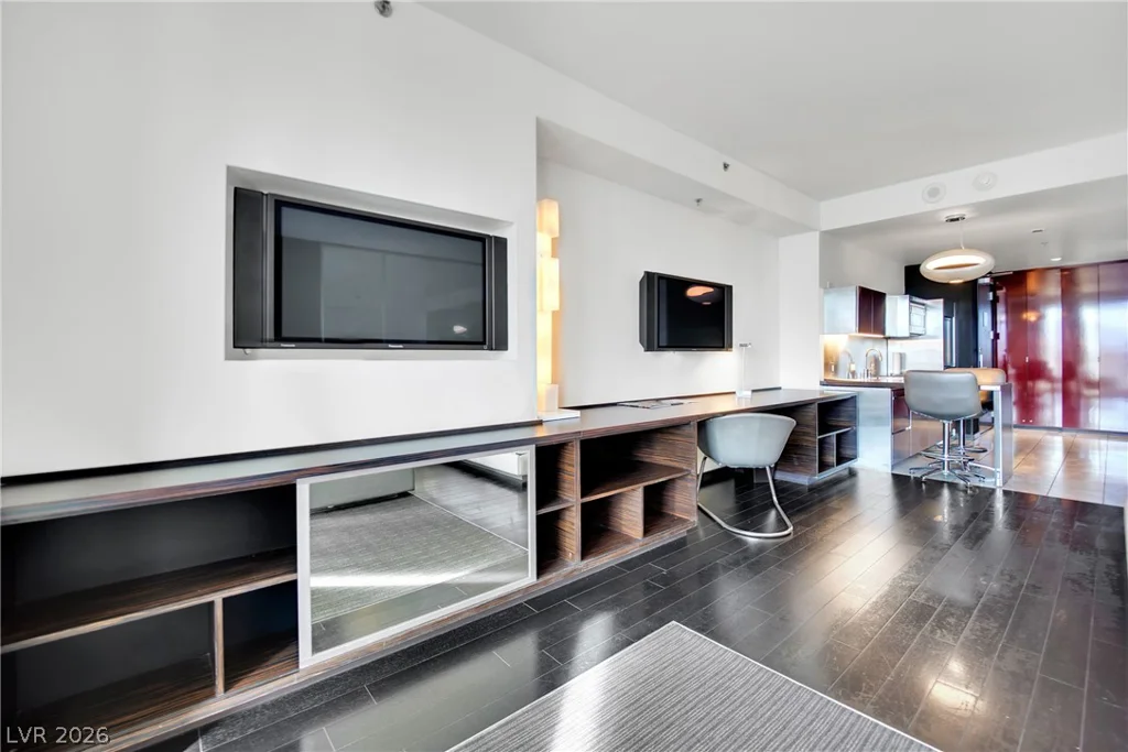4381 Flamingo, Las Vegas, NV 89103
