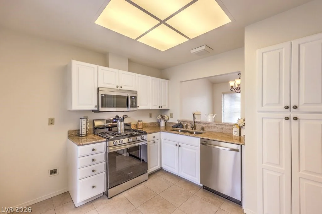 8729 Smokey, Las Vegas, NV 89134