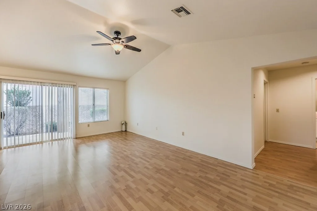 8729 Smokey, Las Vegas, NV 89134
