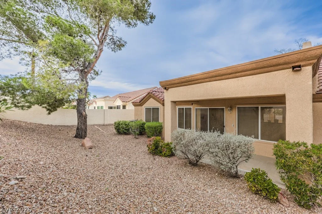 8729 Smokey, Las Vegas, NV 89134