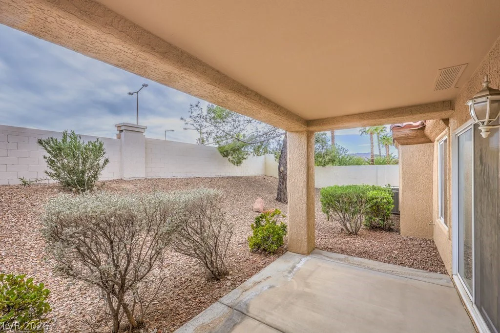 8729 Smokey, Las Vegas, NV 89134