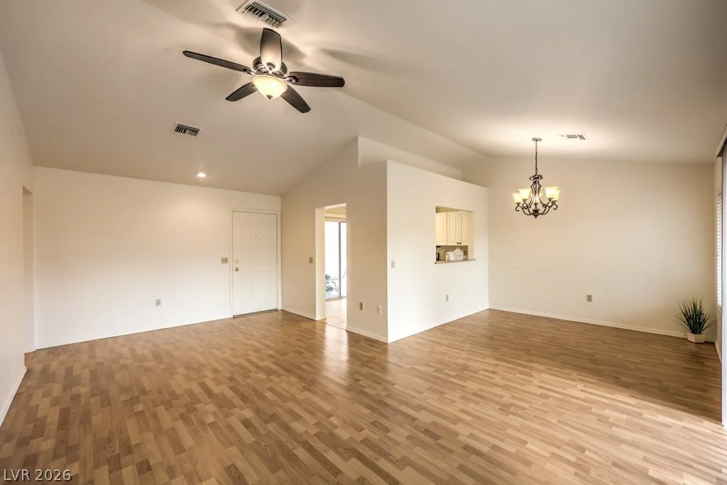 8729 Smokey, Las Vegas, NV 89134