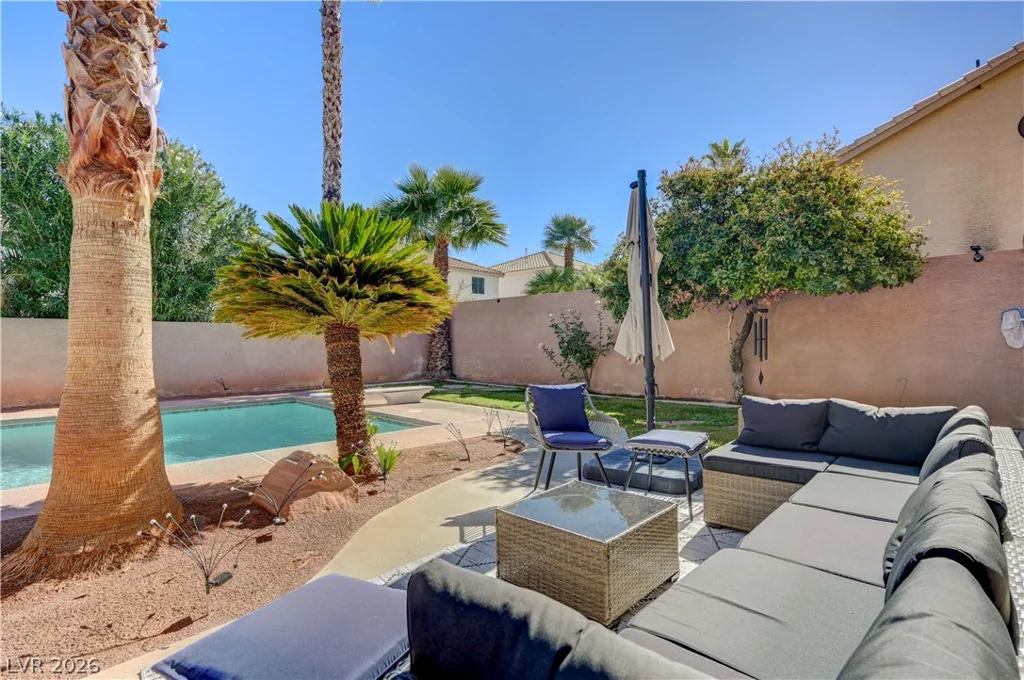 268 Copper Glow, Henderson, NV 89074