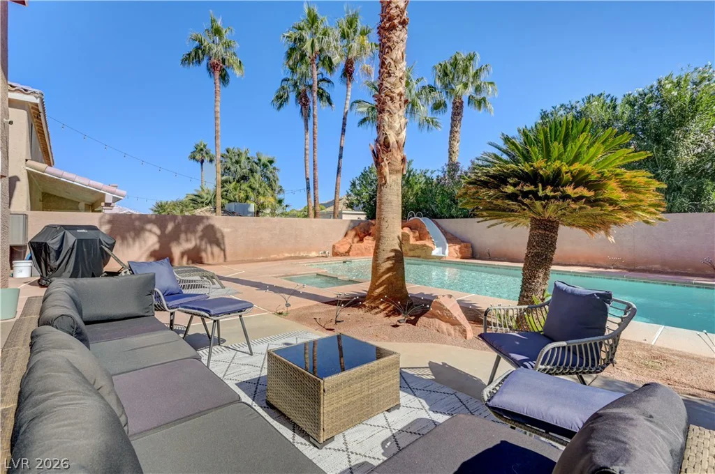 268 Copper Glow, Henderson, NV 89074