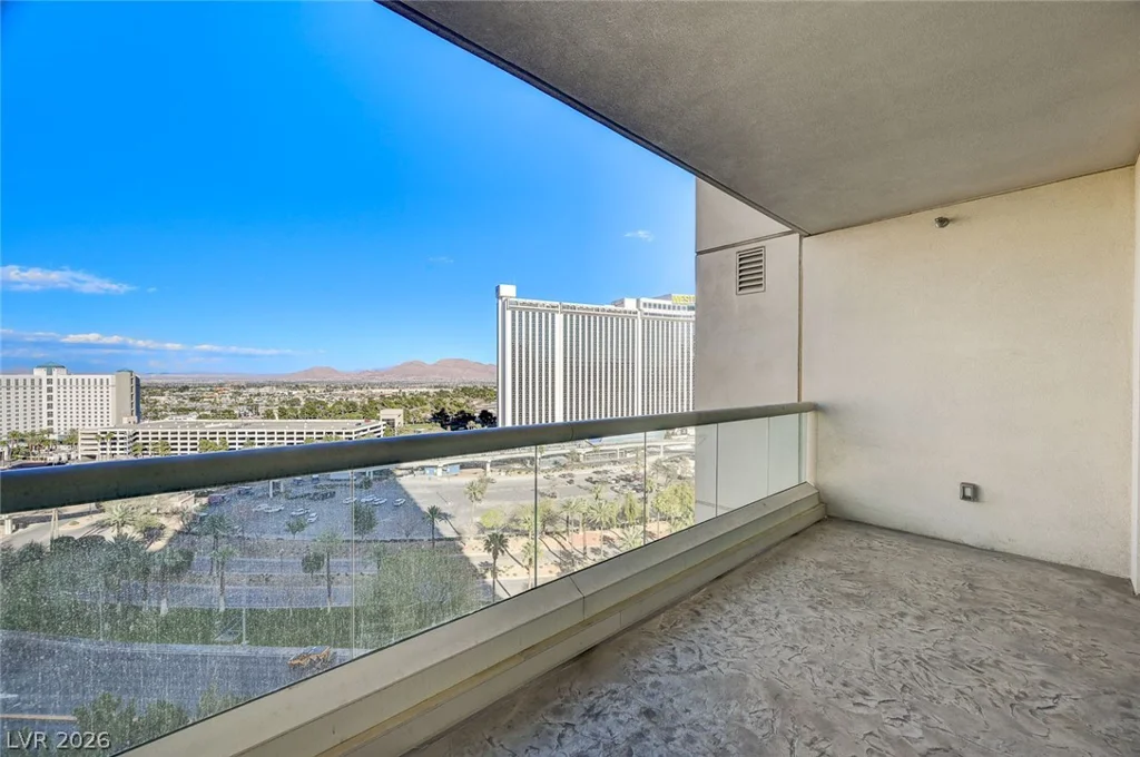 2857 Paradise, Las Vegas, NV 89109