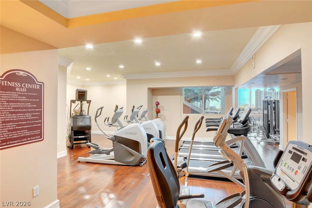 2857 Paradise, Las Vegas, NV 89109