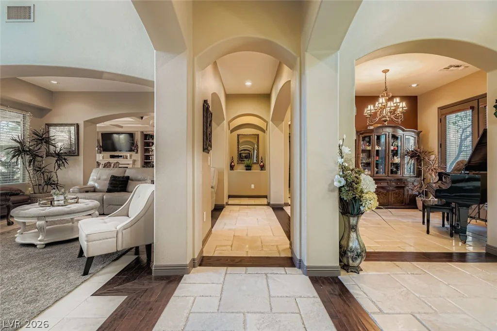 5025 Conough, Las Vegas, NV 89149