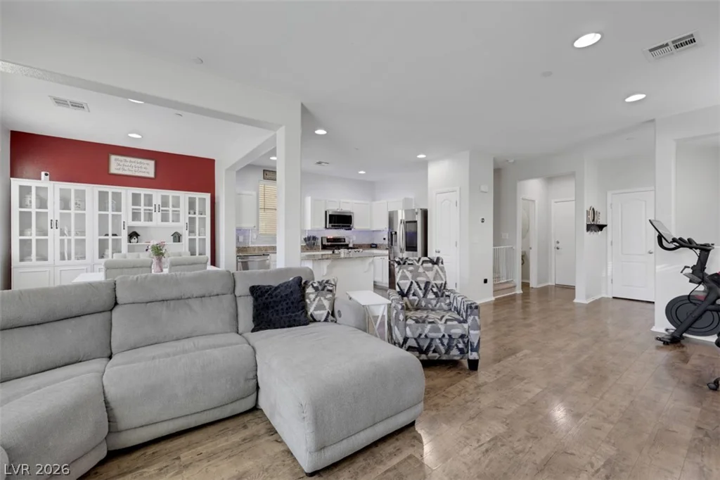 1140 Blakes Field, Henderson, NV 89011