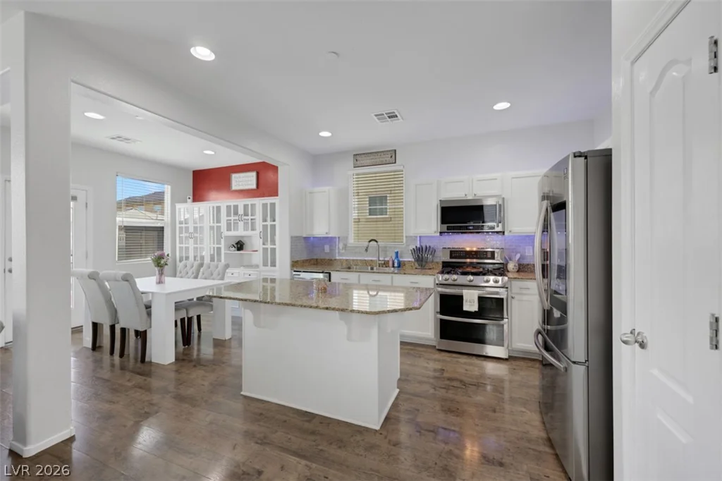 1140 Blakes Field, Henderson, NV 89011