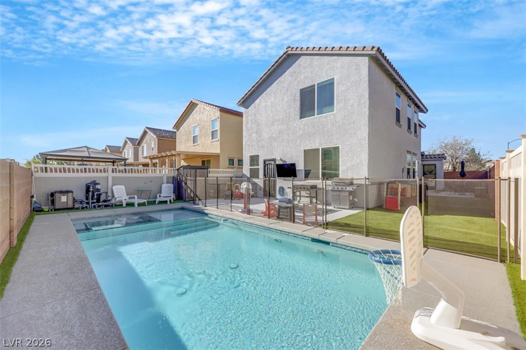 1140 Blakes Field, Henderson, NV 89011