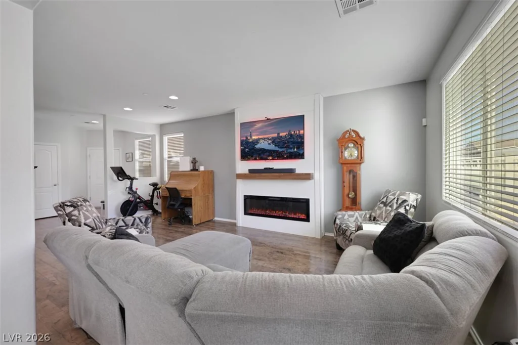 1140 Blakes Field, Henderson, NV 89011