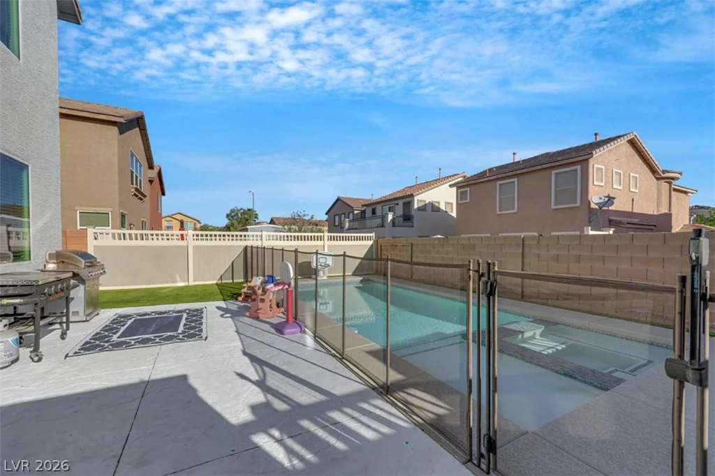 1140 Blakes Field, Henderson, NV 89011
