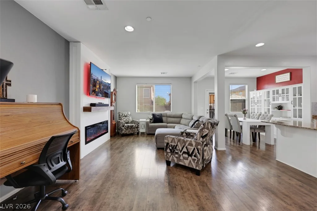 1140 Blakes Field, Henderson, NV 89011