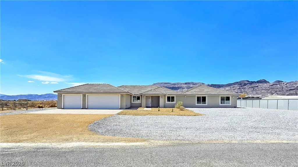 5880 Johnnie Mine, Pahrump, NV 89060