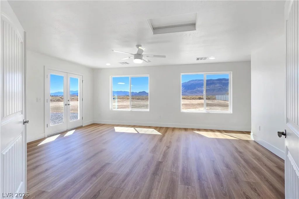 5880 Johnnie Mine, Pahrump, NV 89060