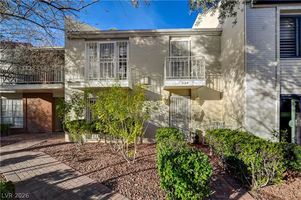 624 Tam O Shanter, Las Vegas, NV 89109