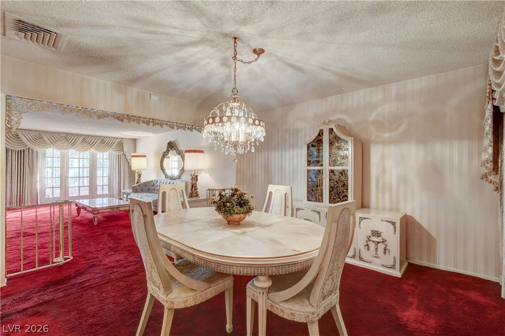 624 Tam O Shanter, Las Vegas, NV 89109