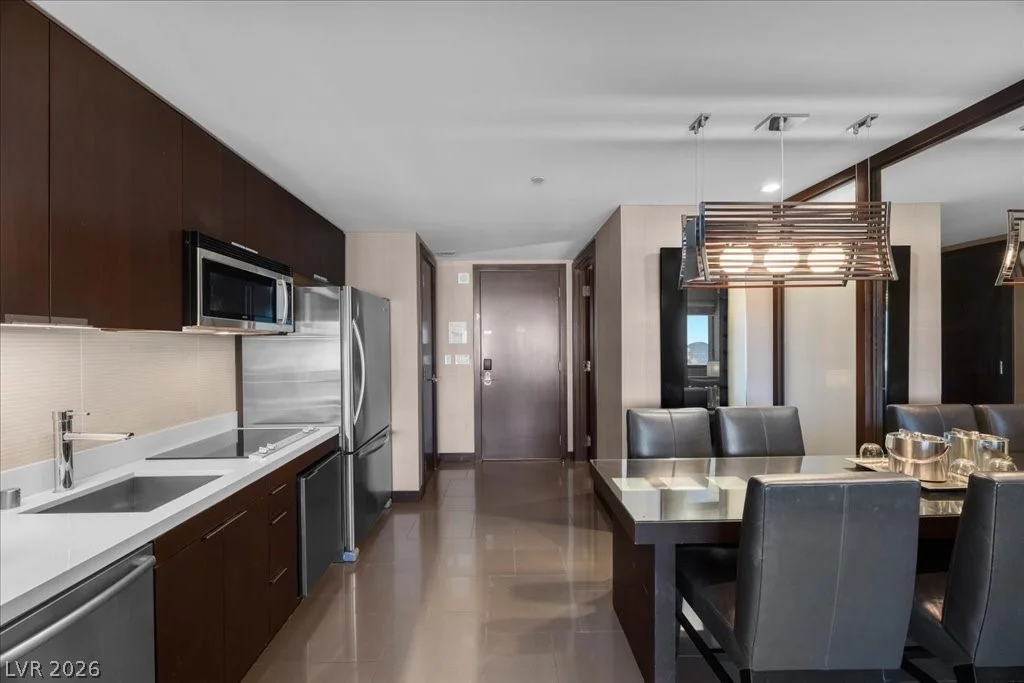 2600 Harmon, Las Vegas, NV 89158