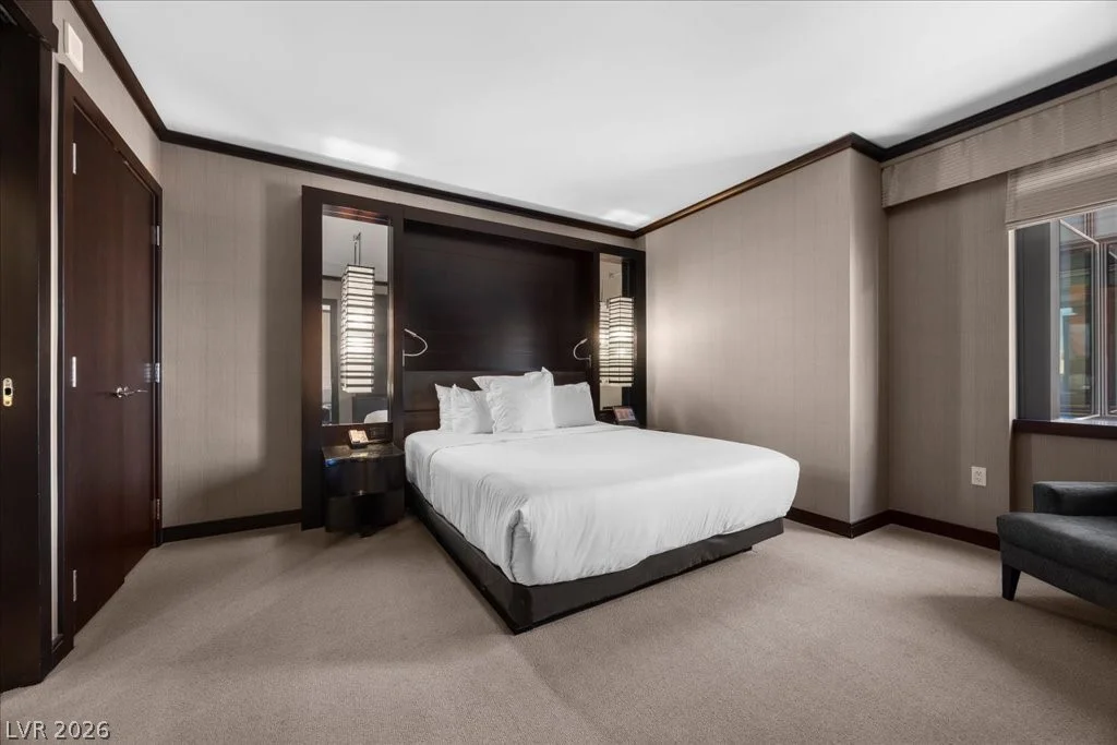 2600 Harmon, Las Vegas, NV 89158