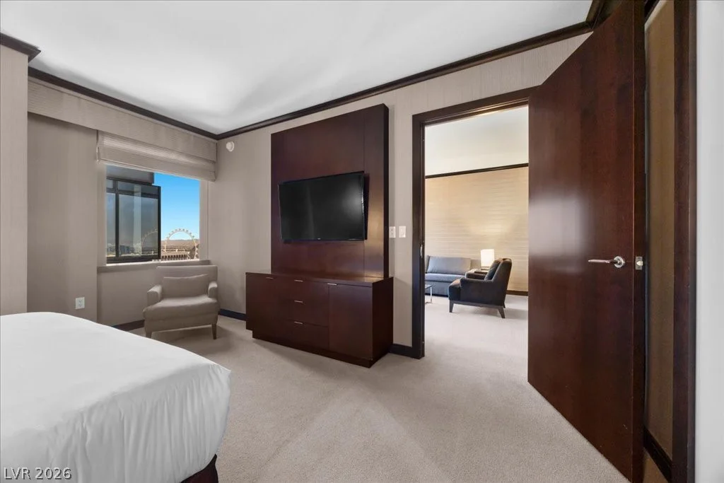 2600 Harmon, Las Vegas, NV 89158