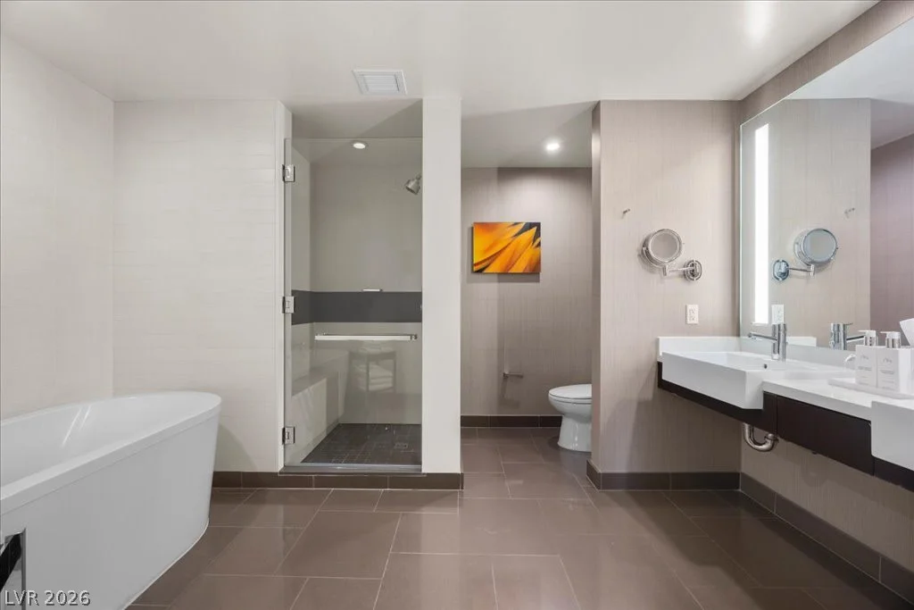 2600 Harmon, Las Vegas, NV 89158