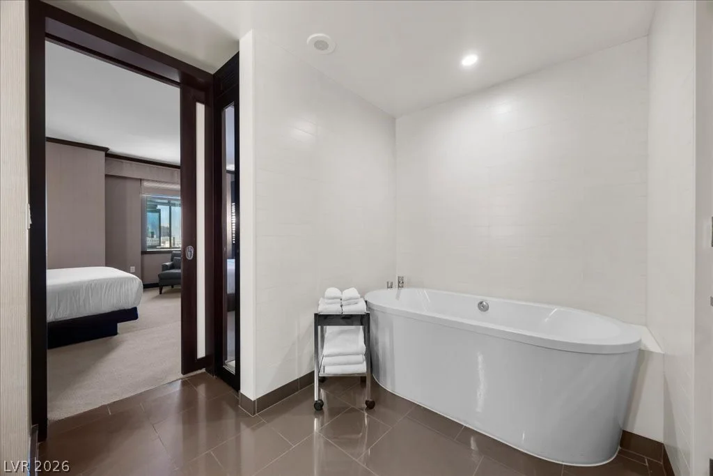 2600 Harmon, Las Vegas, NV 89158