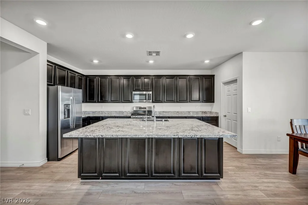 10116 Skye Castle, Las Vegas, NV 89166