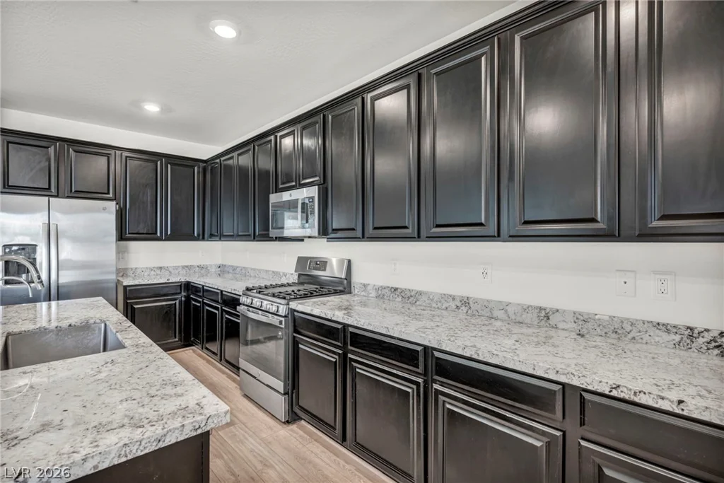 10116 Skye Castle, Las Vegas, NV 89166