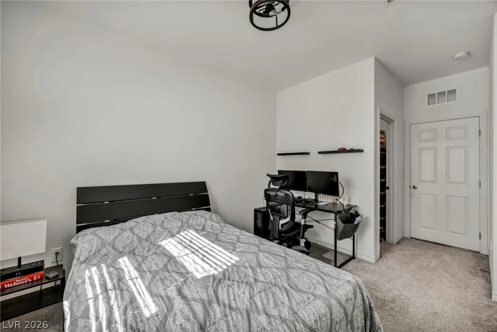 10116 Skye Castle, Las Vegas, NV 89166