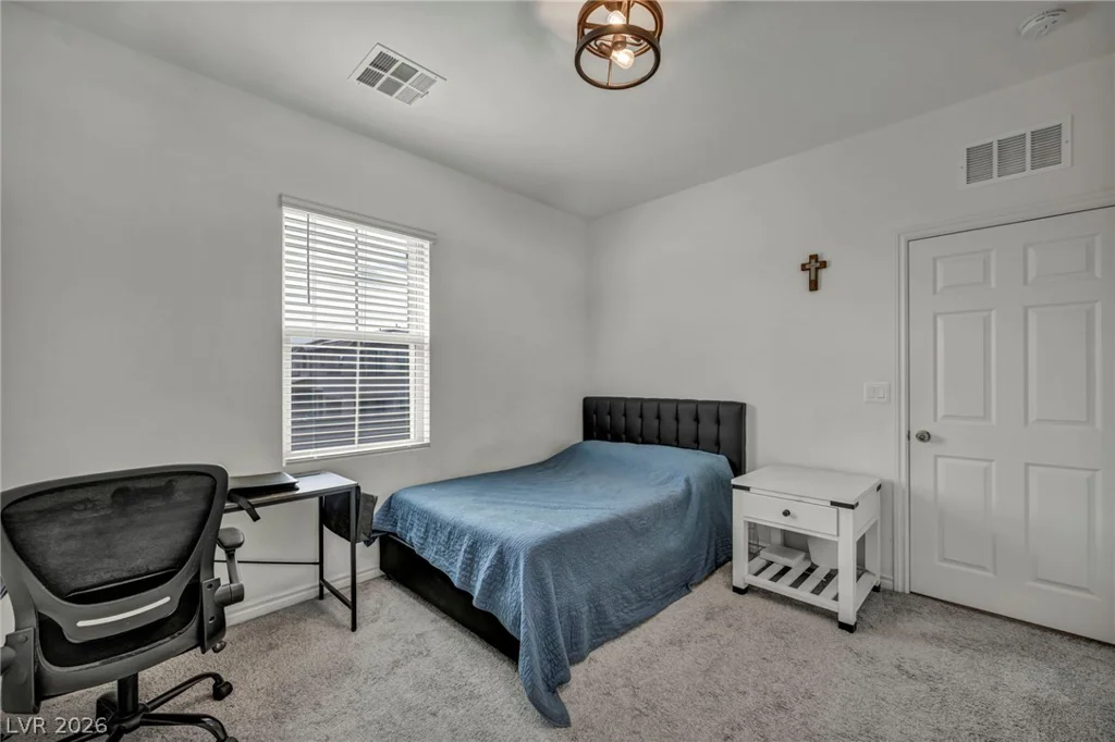 10116 Skye Castle, Las Vegas, NV 89166