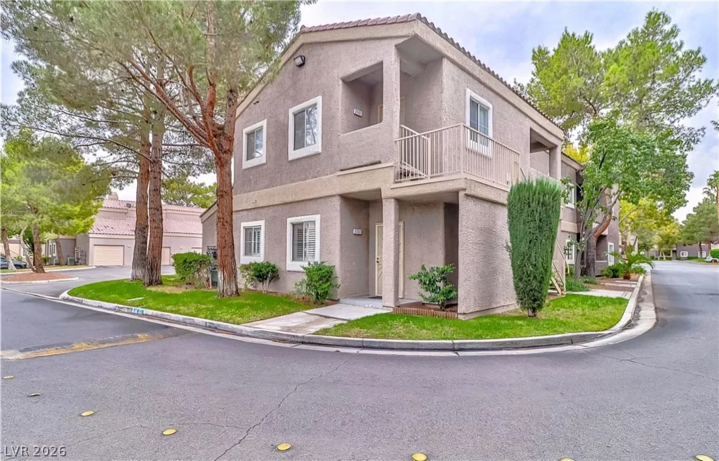 5250 Rainbow, Las Vegas, NV 89118