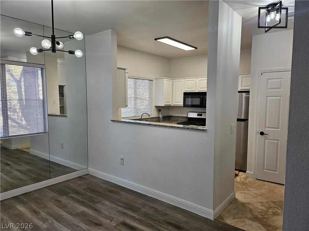 5250 Rainbow, Las Vegas, NV 89118