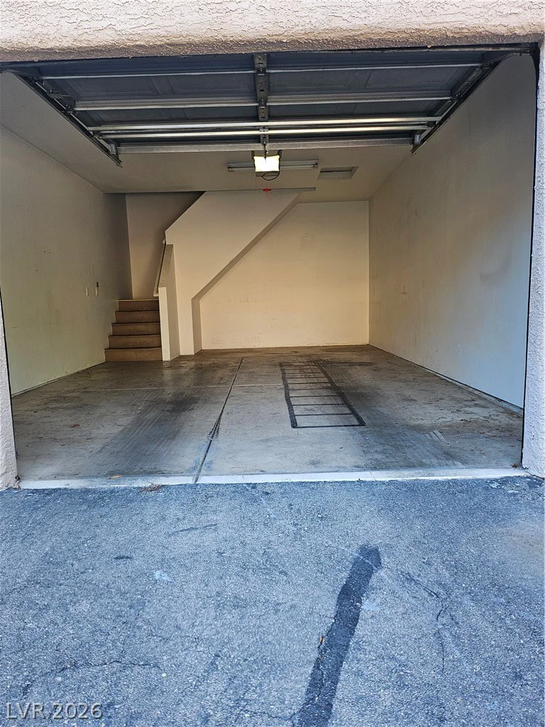 5250 Rainbow, Las Vegas, NV 89118