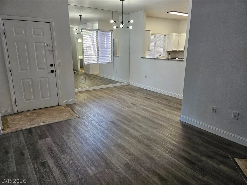 5250 Rainbow, Las Vegas, NV 89118