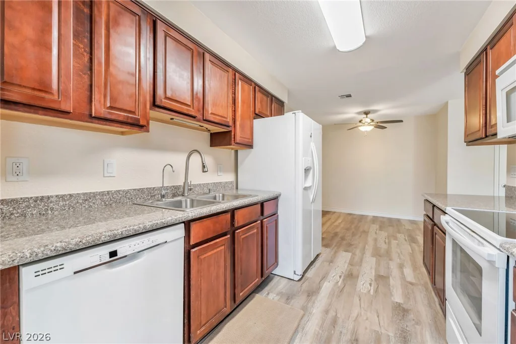 2451 Rainbow, Las Vegas, NV 89108