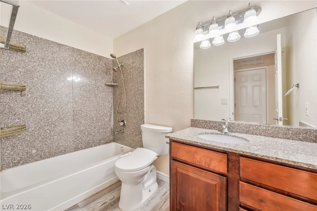 2451 Rainbow, Las Vegas, NV 89108