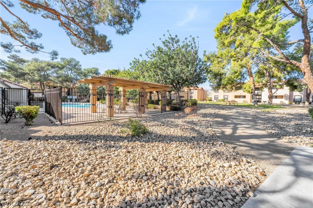 2451 Rainbow, Las Vegas, NV 89108