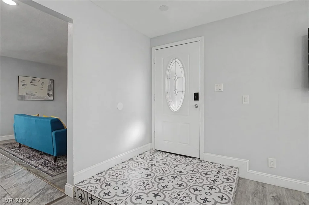 5816 Cherokee, Las Vegas, NV 89103