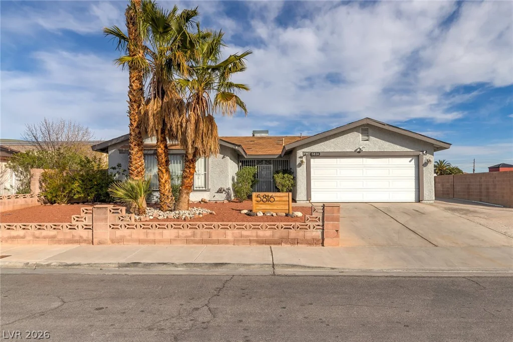 5816 Cherokee, Las Vegas, NV 89103