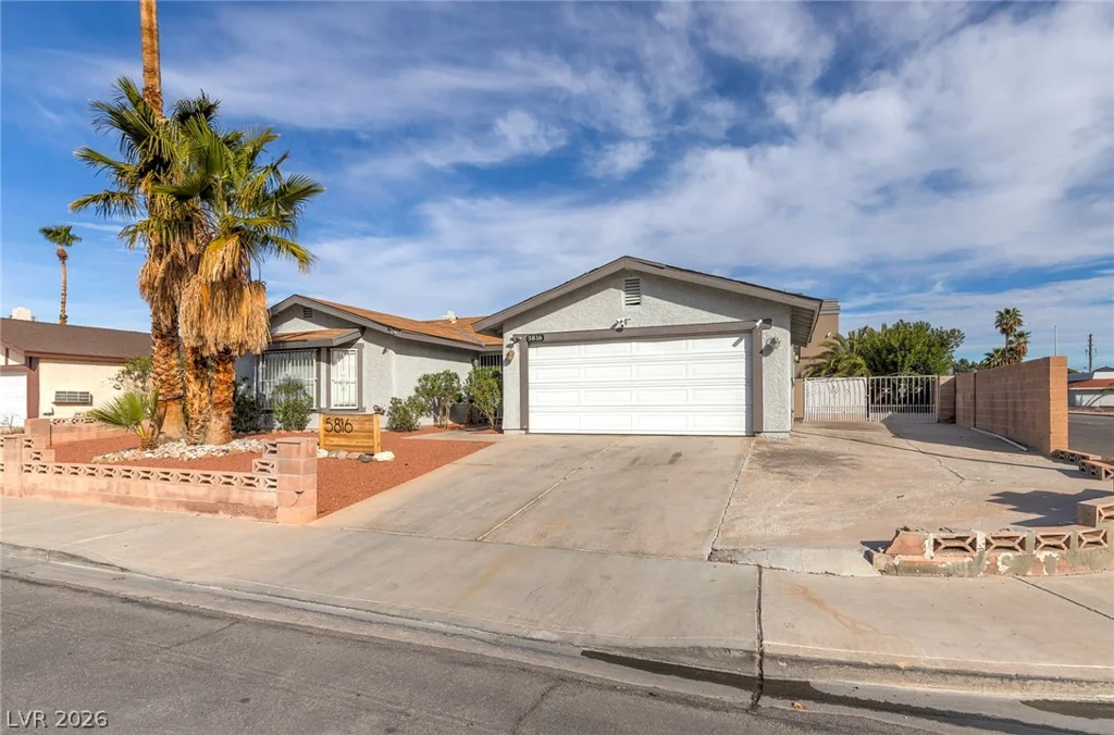 5816 Cherokee, Las Vegas, NV 89103
