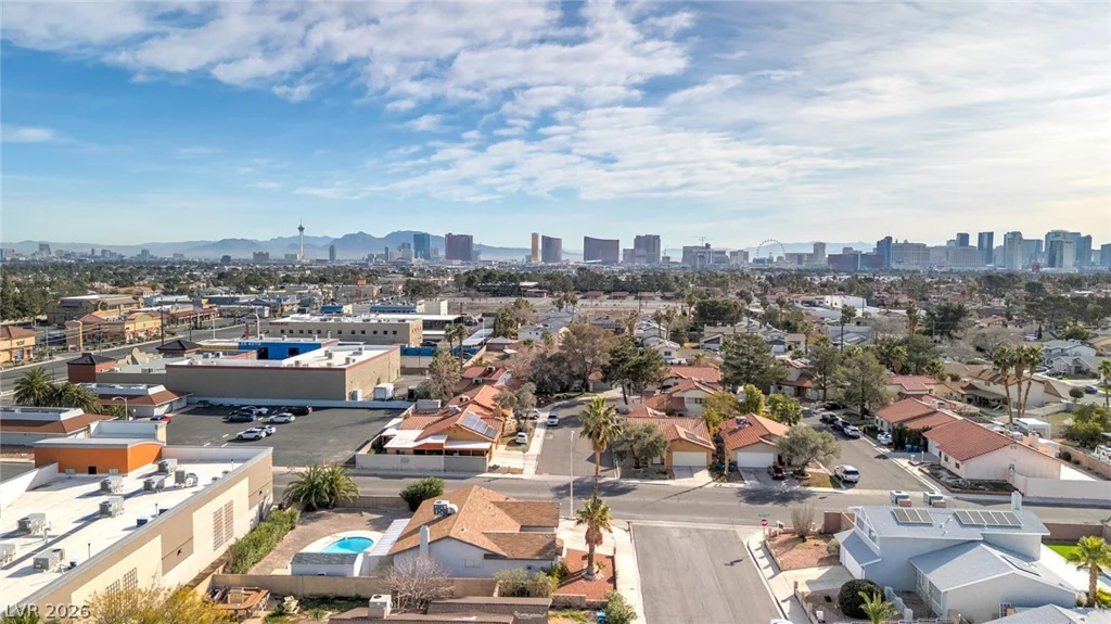 5816 Cherokee, Las Vegas, NV 89103